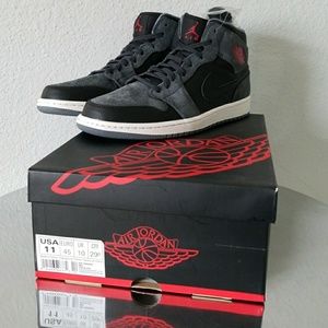 Air Jordan I mid black grey red white sz11